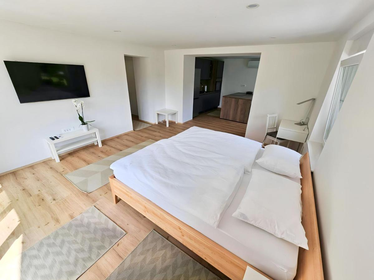 Ferienwohnung Charming Bella Hideout - Adults Only Jesenice Exterior foto