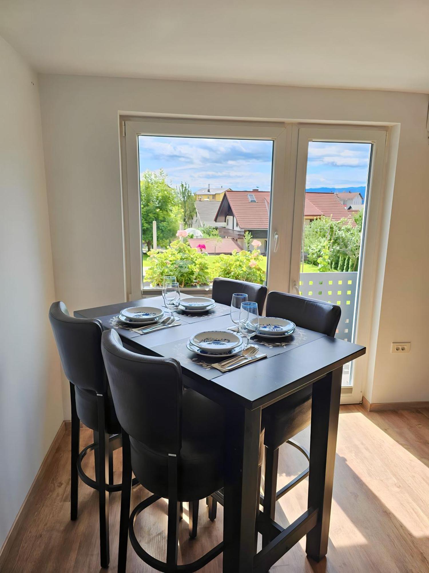 Ferienwohnung Charming Bella Hideout - Adults Only Jesenice Exterior foto